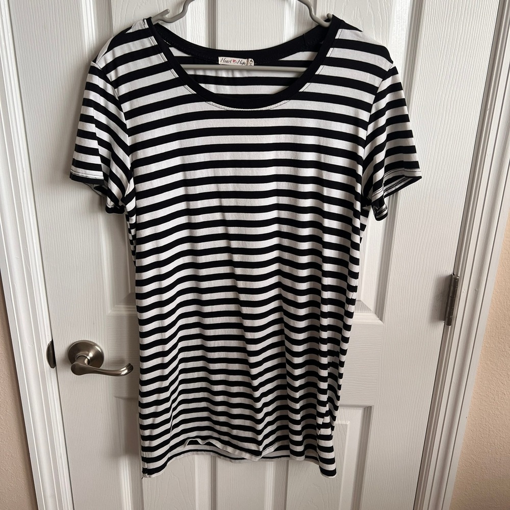 Heart N Hips Striped‎ T-Shirt Dress or Tunic Short Sleeve Black White Size M